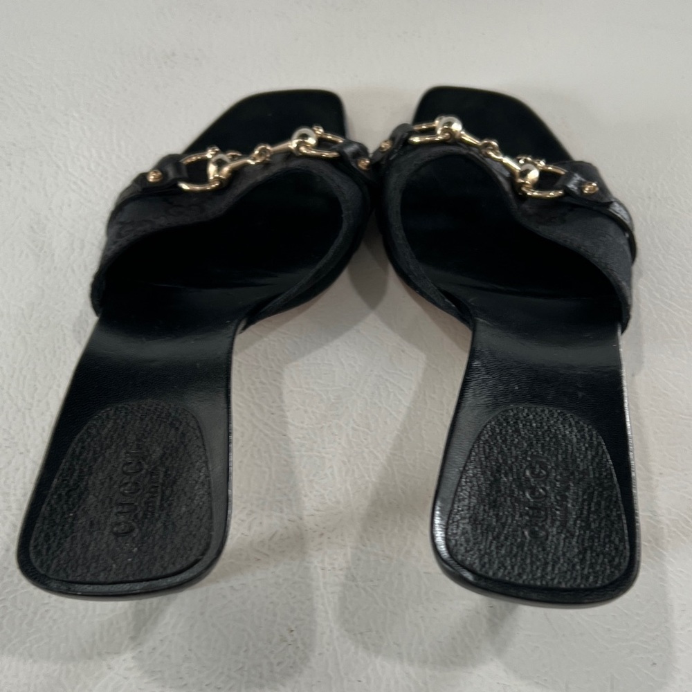 Gucci Elegant Black Women's  Kitten Sandal Mules with Gold Chain Detail 9.5 - Picture 5 of 10